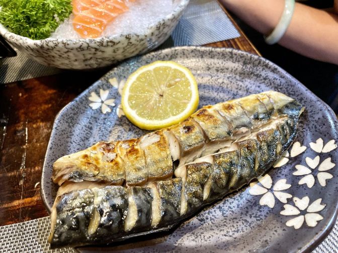 吉品海鲜刺身寿司连锁(西门店)