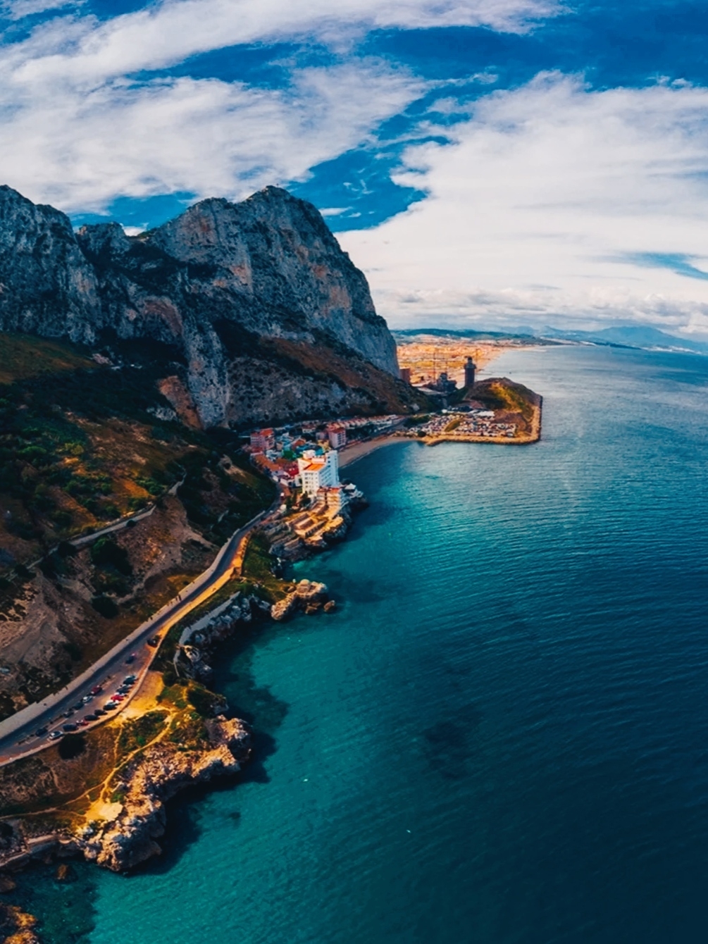 直布罗陀（Gibraltar）：地中海的出口
