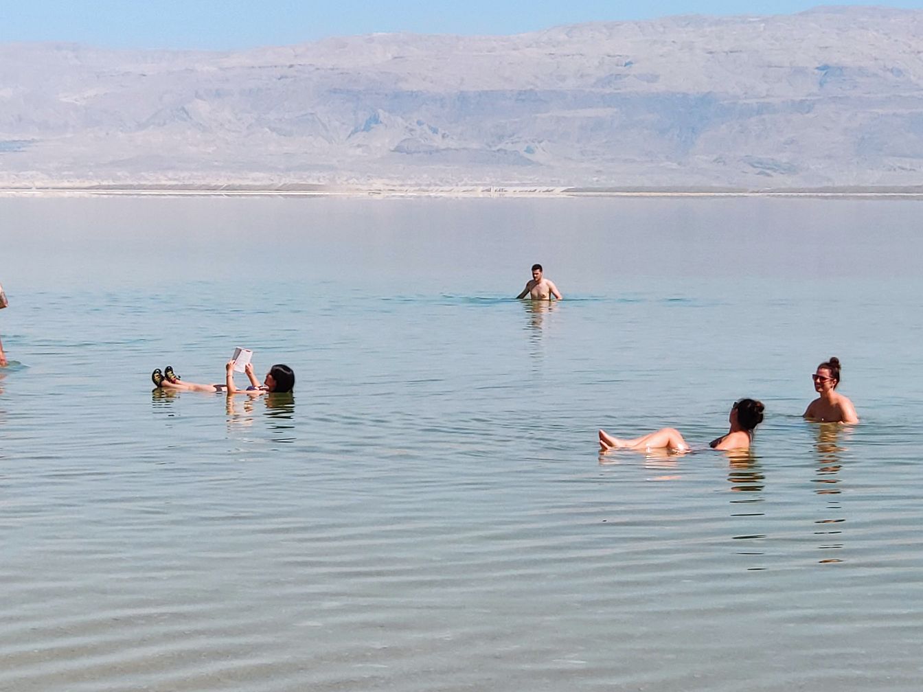 死海——真的能漂起来