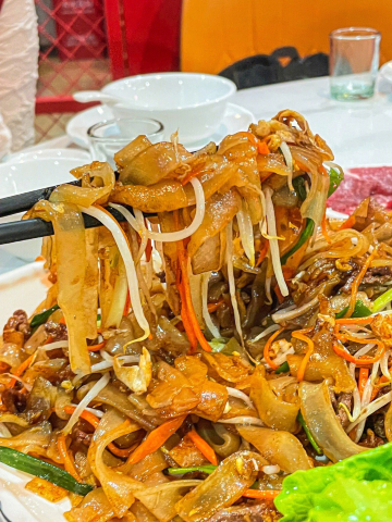 一休香辣鸭面(绿洲富城店)