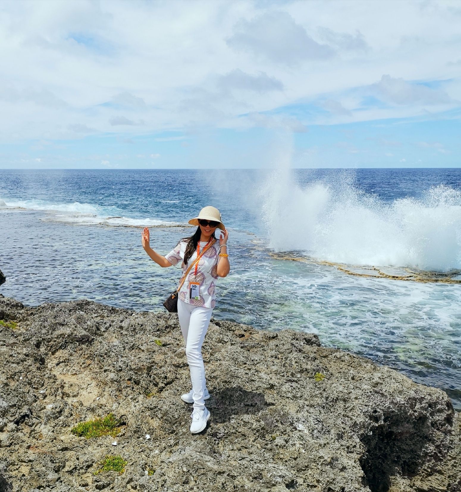 南太平洋最壮观的喷水洞，大自然的杰作！