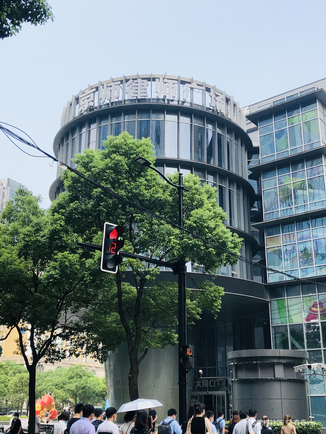 京师律师广场位于民立路288号