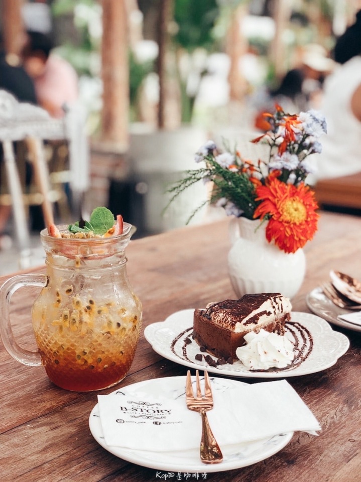 B-Story Garden Cafe & Restaurants