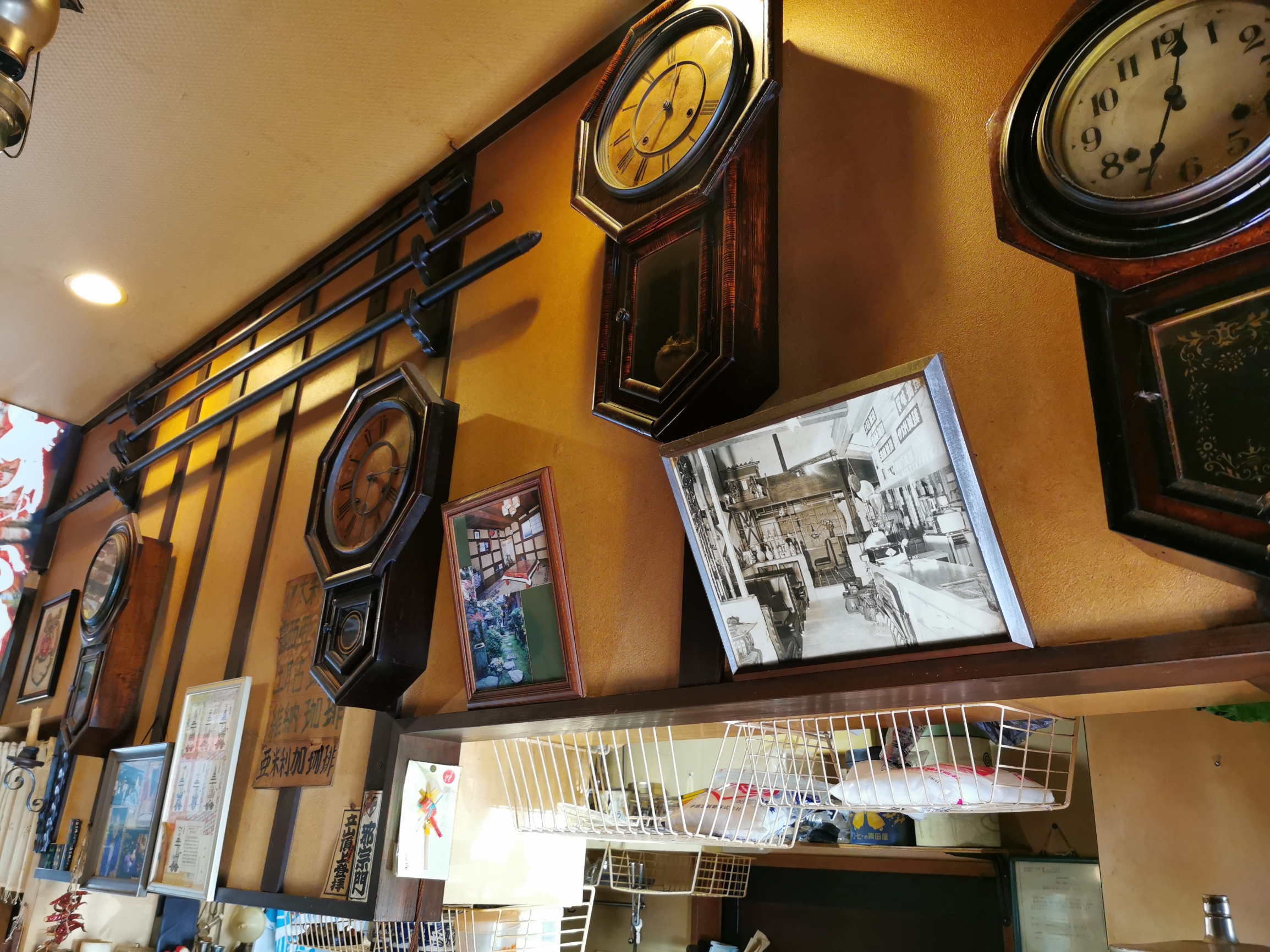日本深度遊，高岡市充滿人情味的邪宗門咖啡店