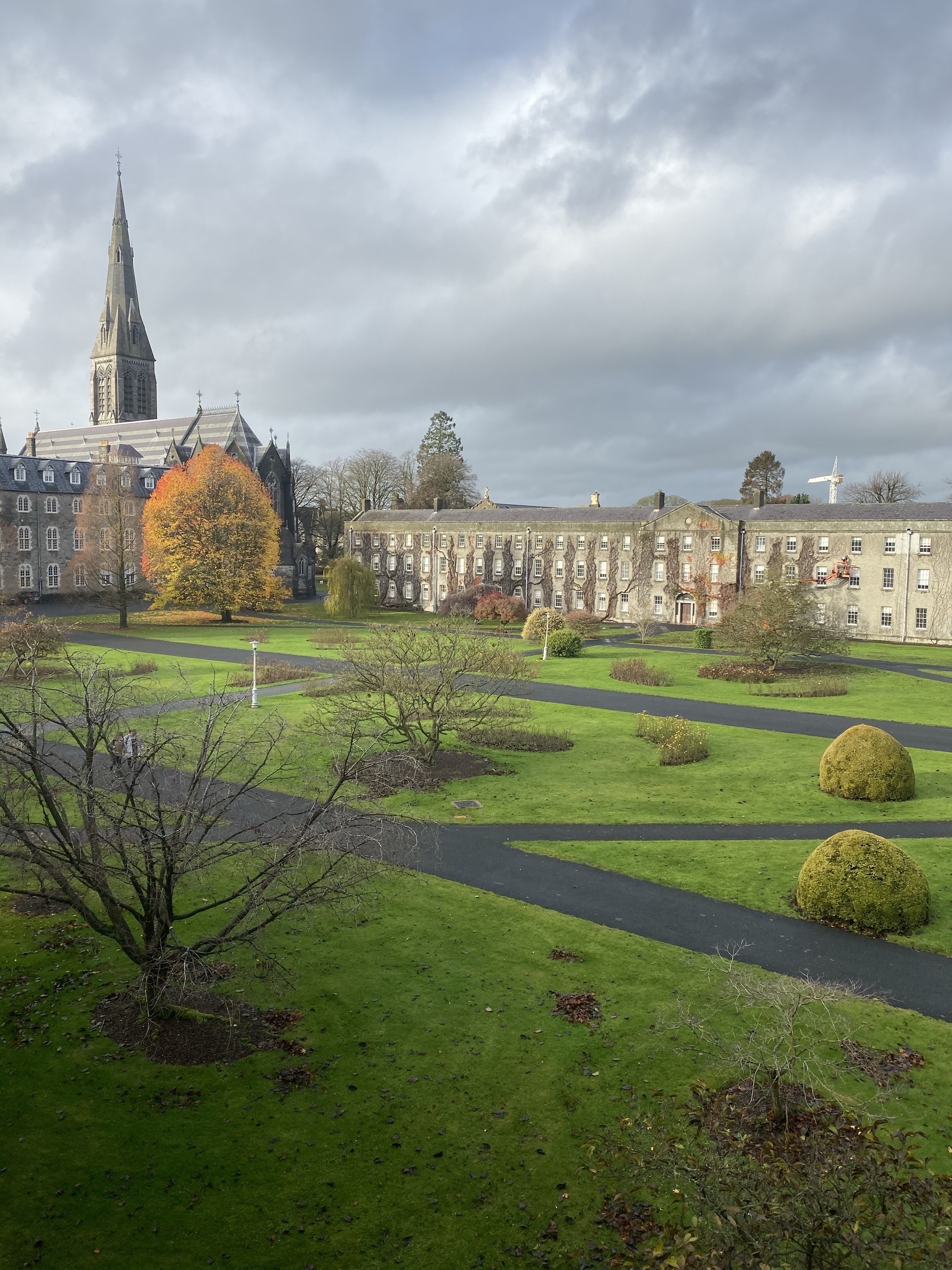 爱尔兰唯一的一所大学城-宁静美丽远比剑桥