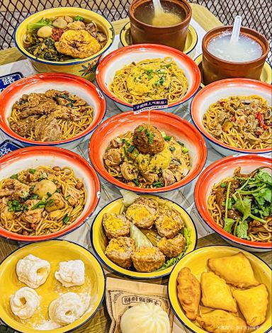 子固路老南昌拌粉(西湖银泰店)
