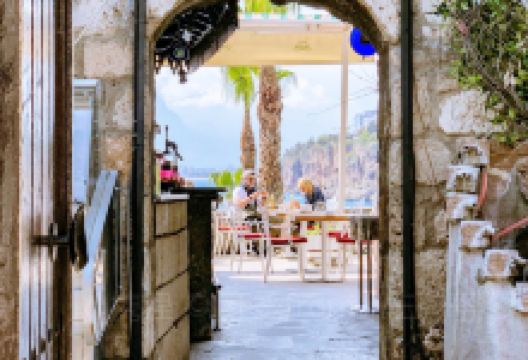 Omi Beach景点图片