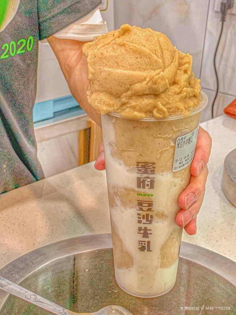 上海爆品豆沙牛乳来成都了!清爽好喝只要6r火爆魔都的蜜府豆沙牛乳