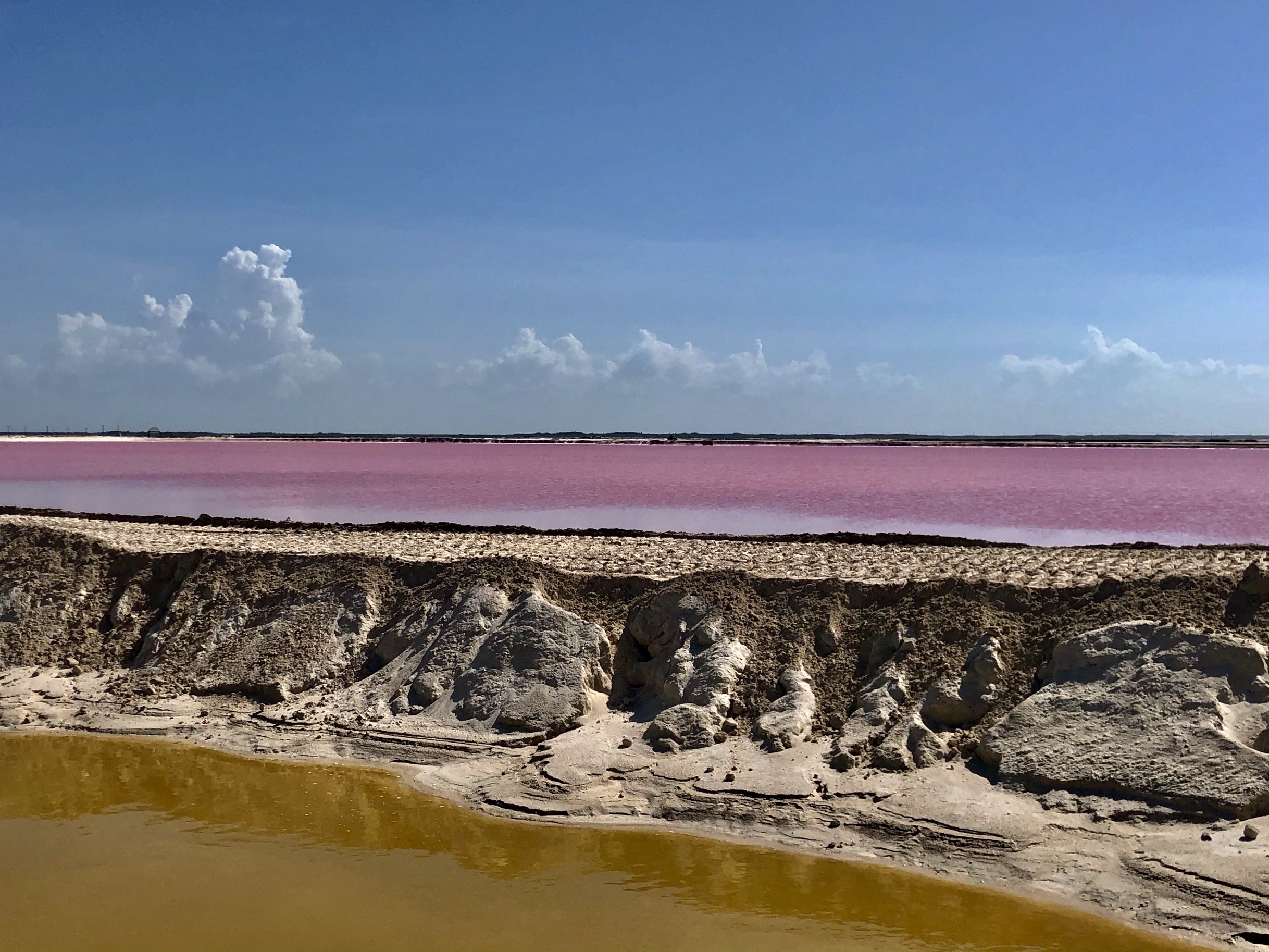 Río Largos的粉色湖和绿色河😍