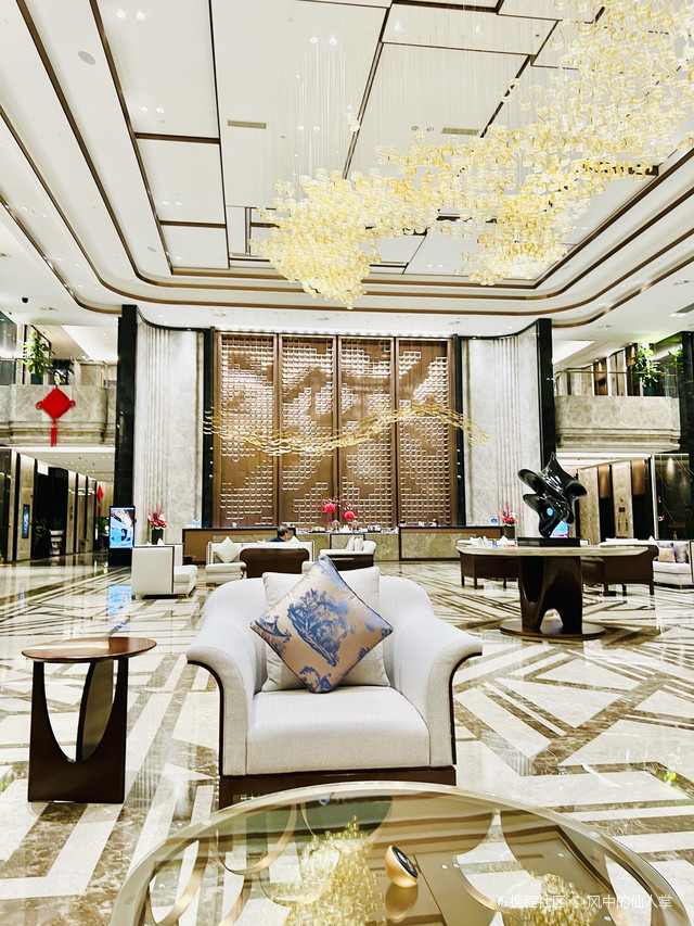 襄阳第一高楼——襄阳民发瑞际酒店