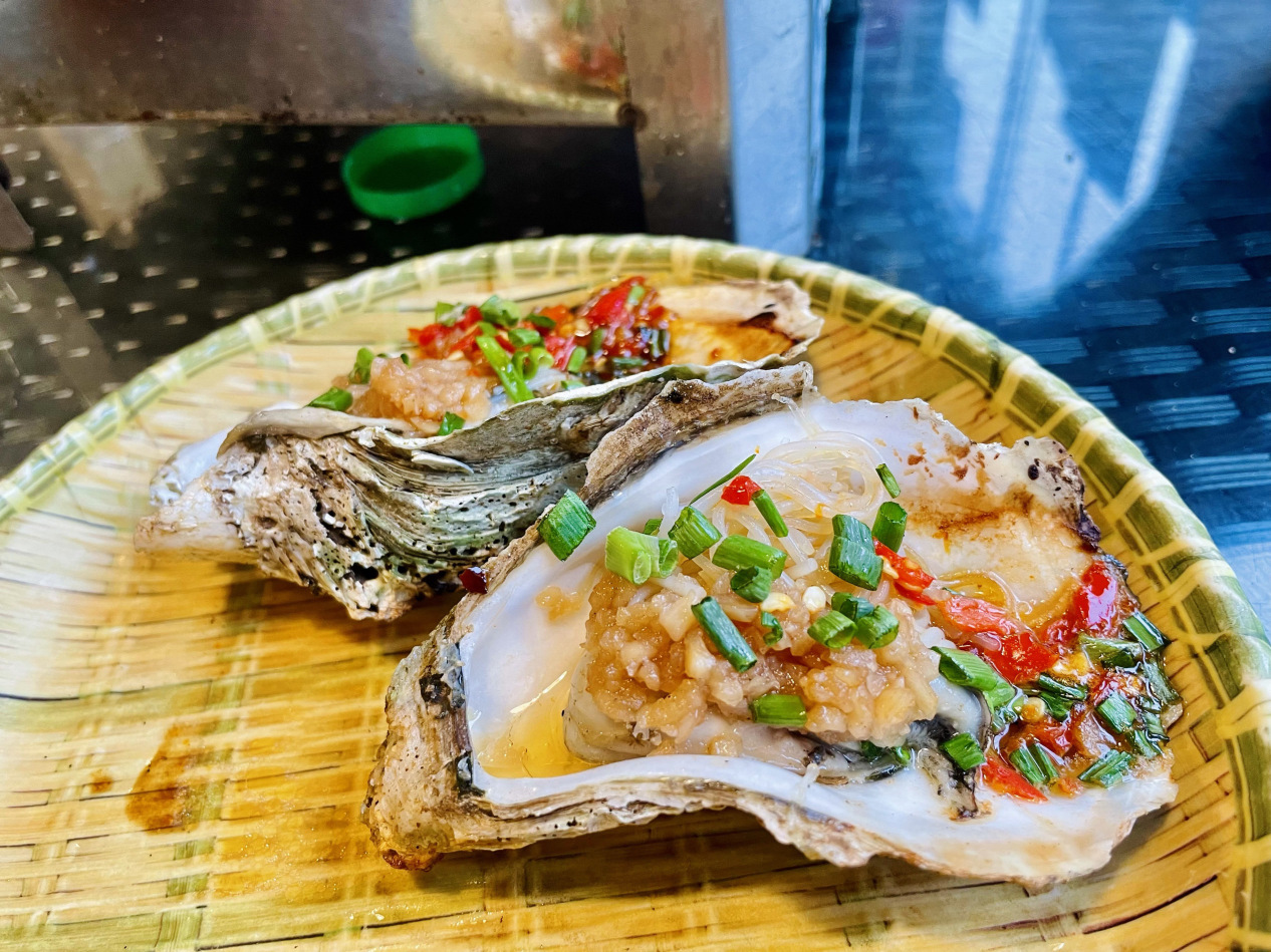 赛文烧烤(凤凰美食店)餐厅图片