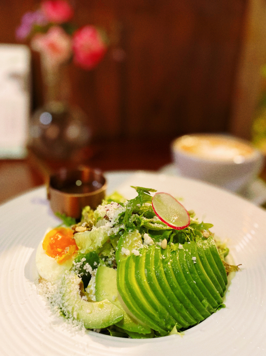 半两·咖啡书店·浮生是杯酒