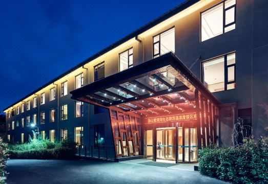 南京紫清湖生态旅游温泉度假区外景图