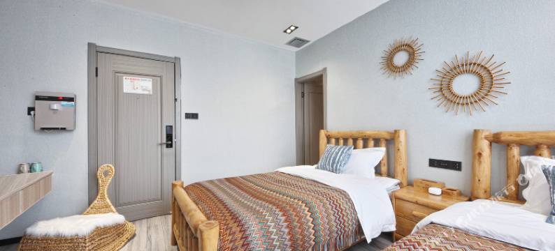 九华山秋雨童话民宿图片