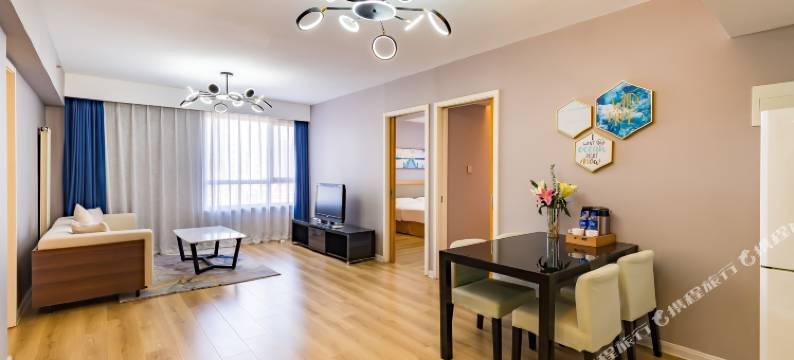 天津六昕长租酒店公寓(天津滨江道西开教堂店)图片