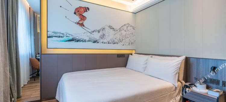 上海宝山长江路亚朵轻居酒店图片