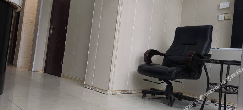 西安自在酒店(省人民医院黄雁村地铁站店)图片