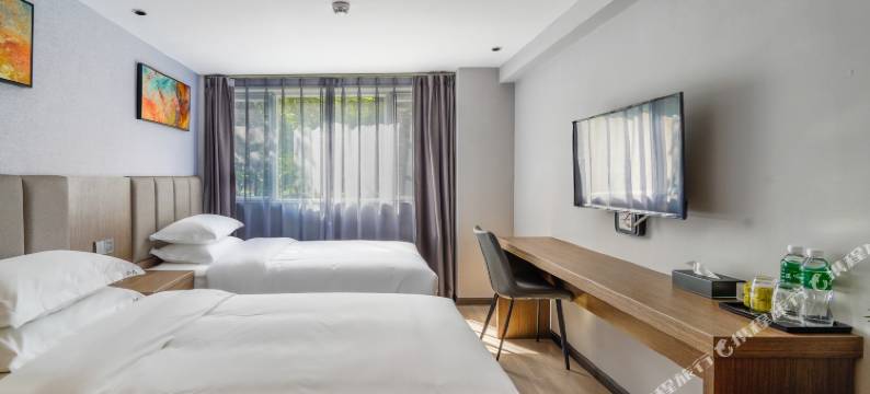 昆明小久河畔酒店(滇池风景区店)图片