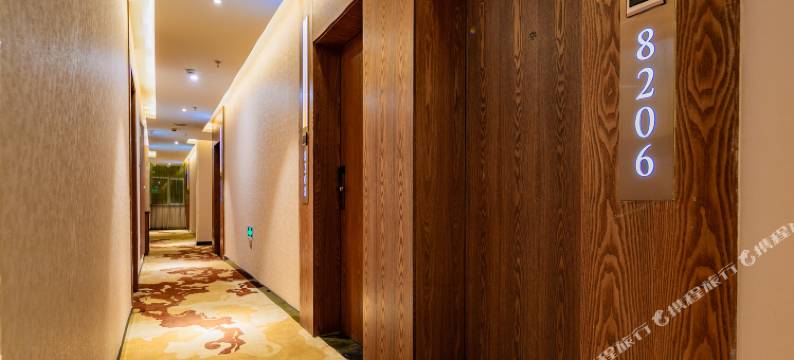 喆一菲酒店(西宁荣豪花园店)图片