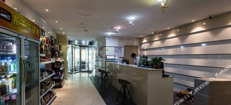 布丁严选酒店(西安大唐西市西北工业大学地铁站店)图片