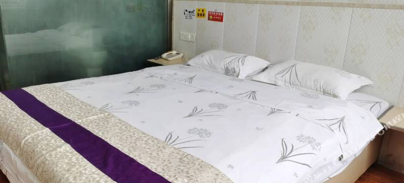 临汾V8商旅客栈图片