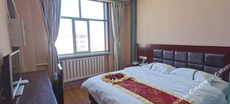 阿拉善左旗漠北牧歌酒店图片