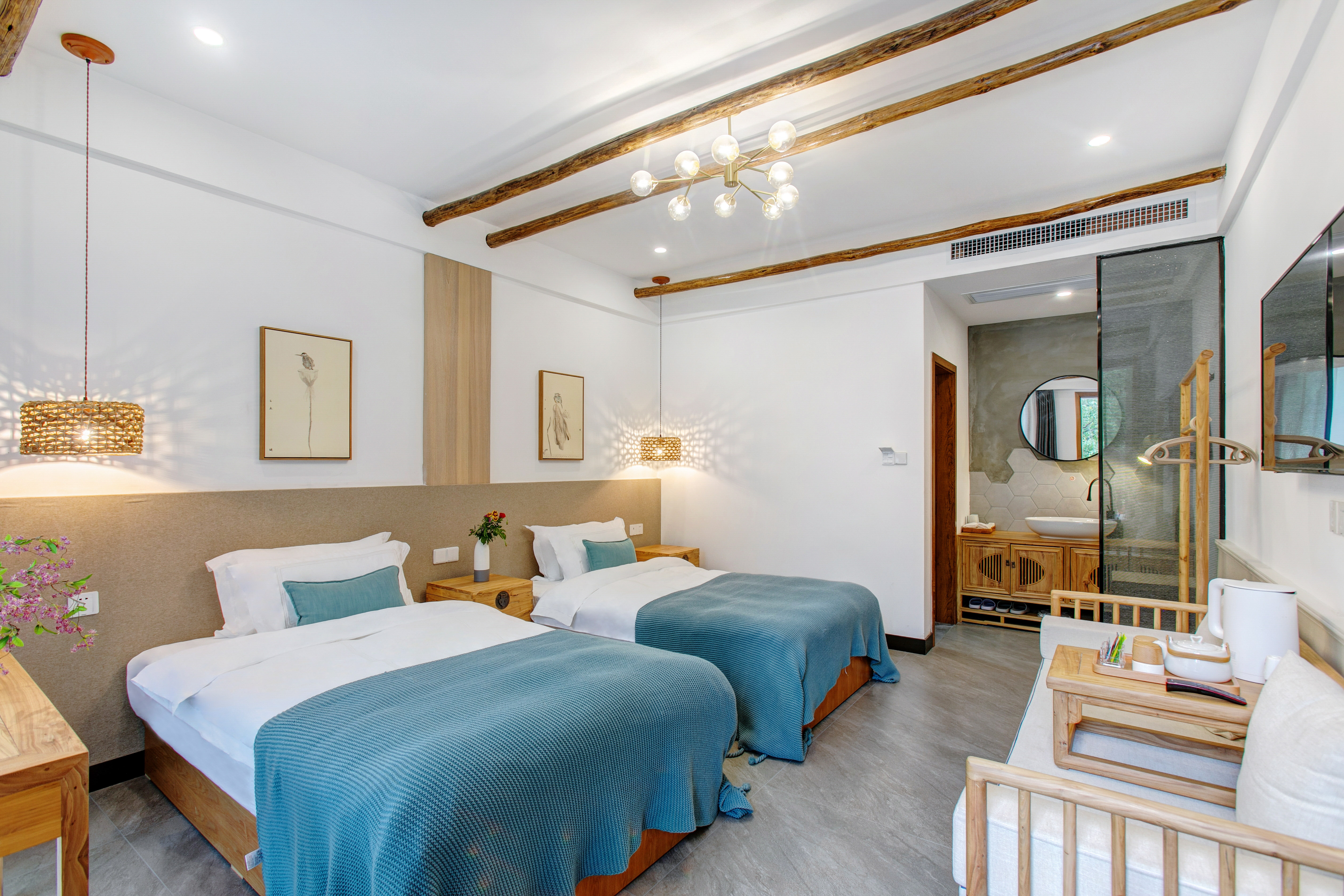 Huazhu · Banshan Yunju (wangmangling Wanxian Mountain)Over view