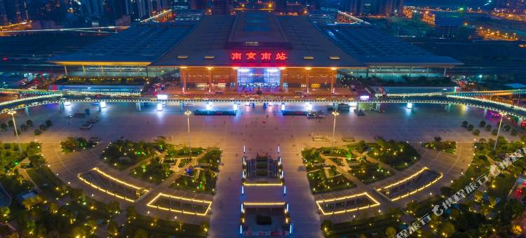 骏怡连锁酒店(南京南站北广场店)图片