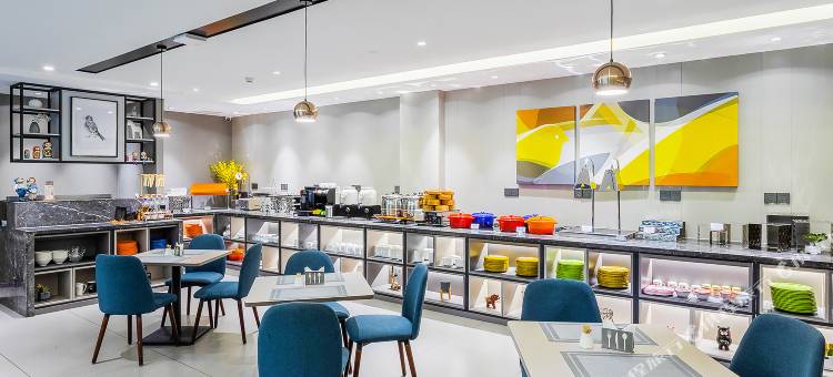 如家商旅酒店(哈尔滨中央大街防洪纪念塔店)图片