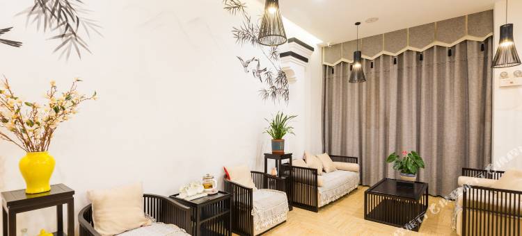 云之尚酒店(盈江盈湖公园汽车客运站店)图片