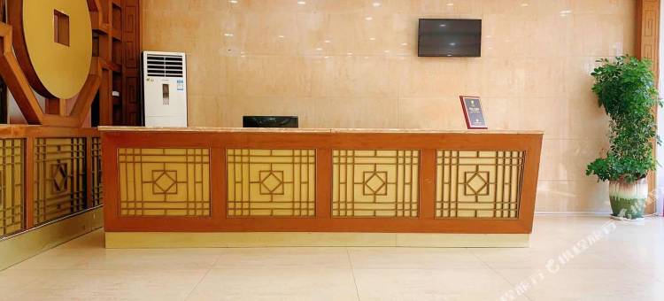 派柏·云酒店(界首汽车站店)图片