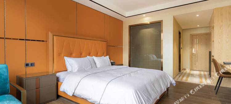 洛隆卓阅大酒店图片