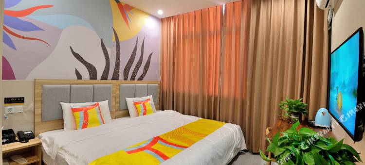 派酒店(苏州唯亭镇华谊兄弟影视城店)图片