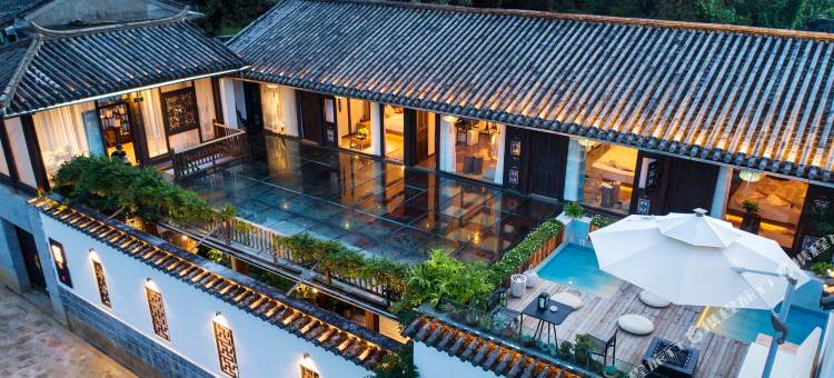 腾冲花房艺墅民宿(和顺古镇野鸭湖店)图片