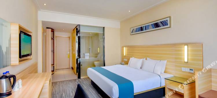 圣曼酒店(韶关火车东站百年东街店)图片