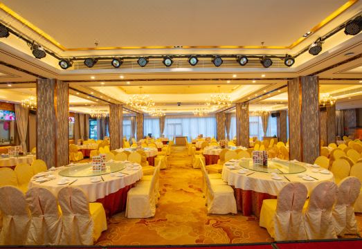 Foger Yacht Hotel Hotel Overview