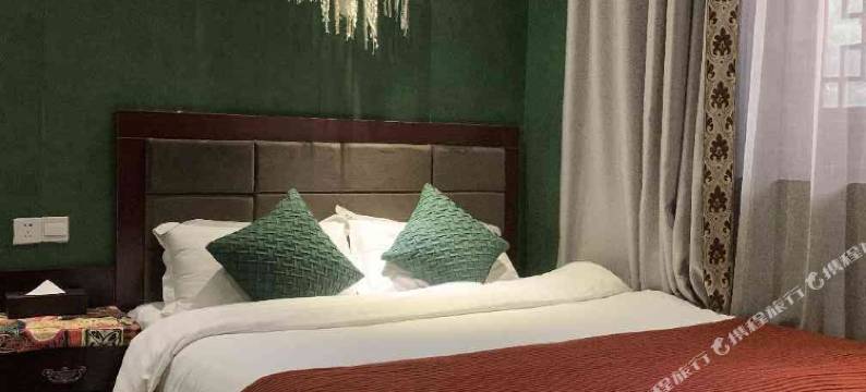 仁怀半山花语咖啡驿站图片