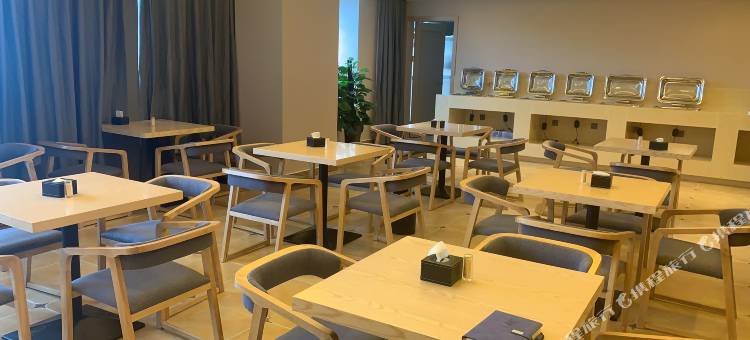 维也纳酒店(成都石油大学地铁站店)图片