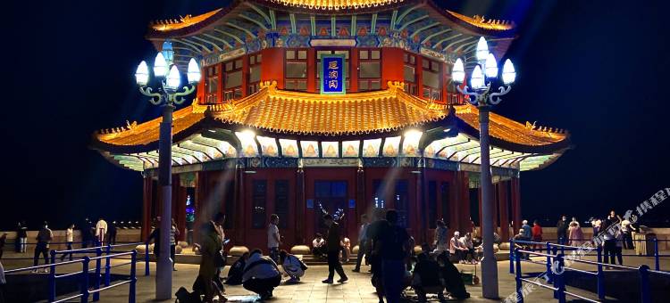 禧悦假日酒店(青岛栈桥火车站店)图片