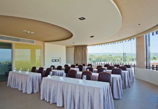 Mountain Creek Golf Resort & ResidencesHotel Overview