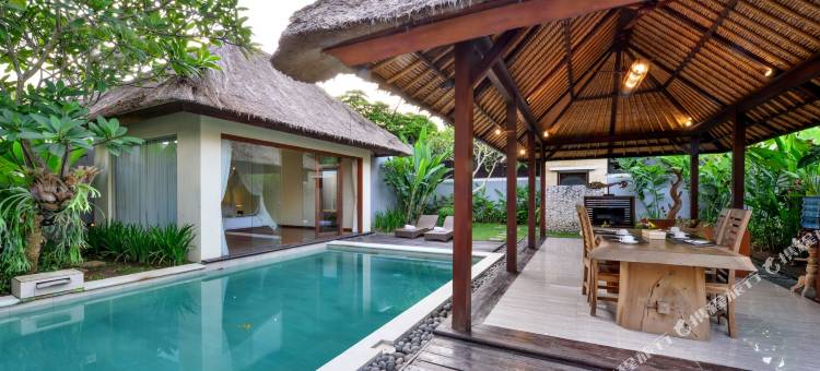 瓦林金艾弗里勒尼克松别墅酒店(Avery le Nixsun Villas Uluwatu by Waringin Hospitality)图片