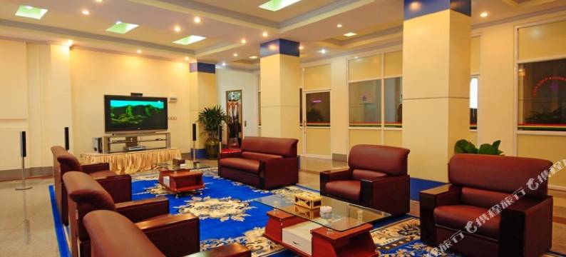 城市高尔夫度假村(City Golf Resort Hotel)图片