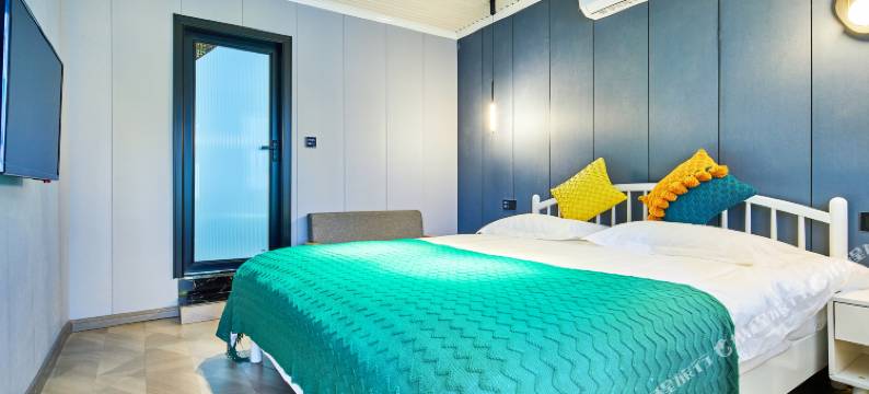 西安只如初见酒店(钟鼓楼回民街店)图片