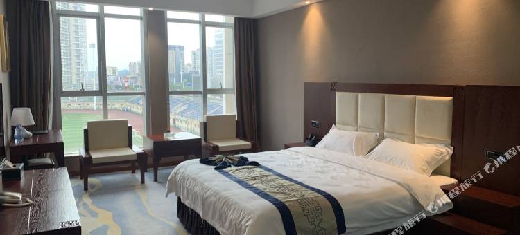 京福大酒店(屏山县政府马湖公园店)图片