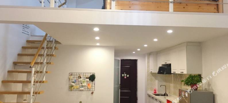 艾墨Loft民宿(沈阳南站体育学院店)图片