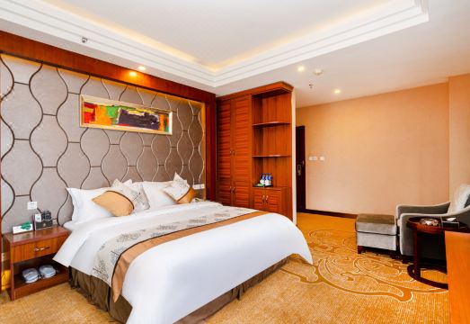 Bai Chen HotelHotel Overview