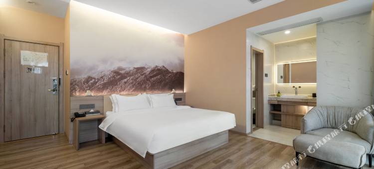 青年阳光酒店(泉州浦西万达领SHOW天地广场店)图片