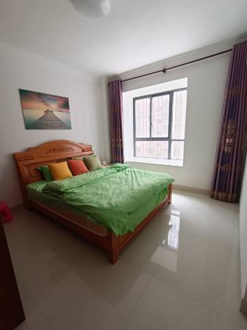 柳珊珊公寓(西铜路分店)