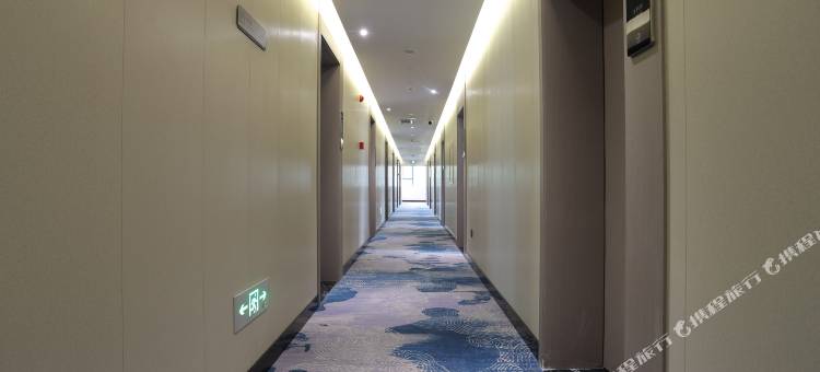 白玉兰酒店(绵阳七星楼高铁站店)图片