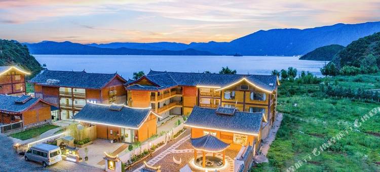 来野·泸沽湖湖景美宿图片